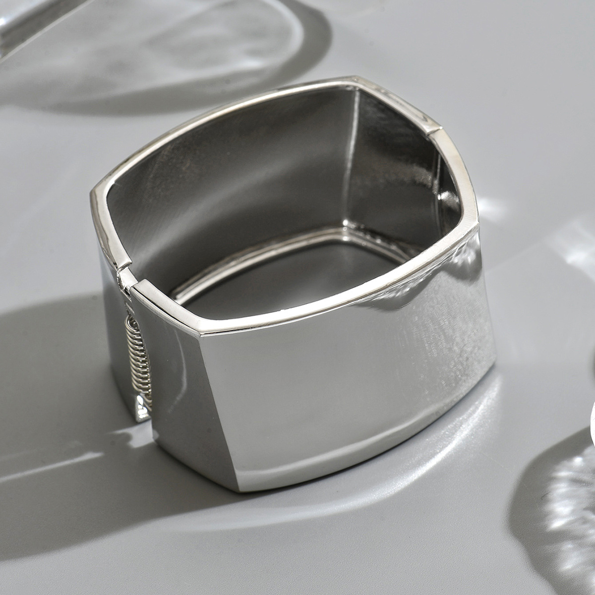 Jewelry043